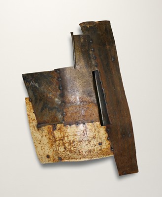 Sconfini#Lamiera 1 ­- Lamiera di ferro cm 32 x 45 circa­, 2009, scultura da parete